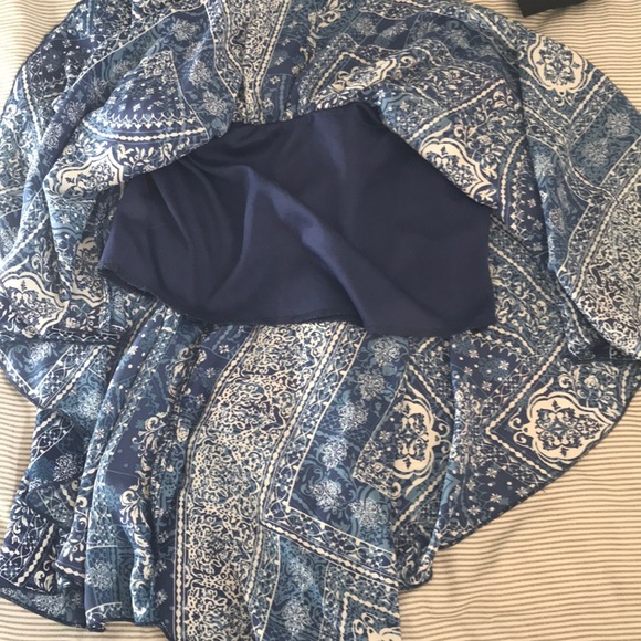 Flowy tank top, with crop top under - Picture 2 of 2